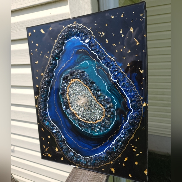 resin geode inspired wall art with real 24k gold flake and crystal quarts - Picture 4 of 17